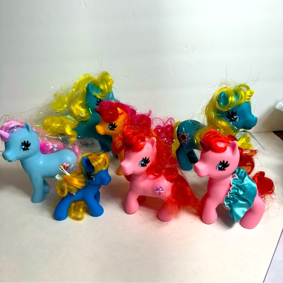 Mix of 7 my little pony dolls. Different color and sizes. Condition is pre-owned - Picture 1 of 11